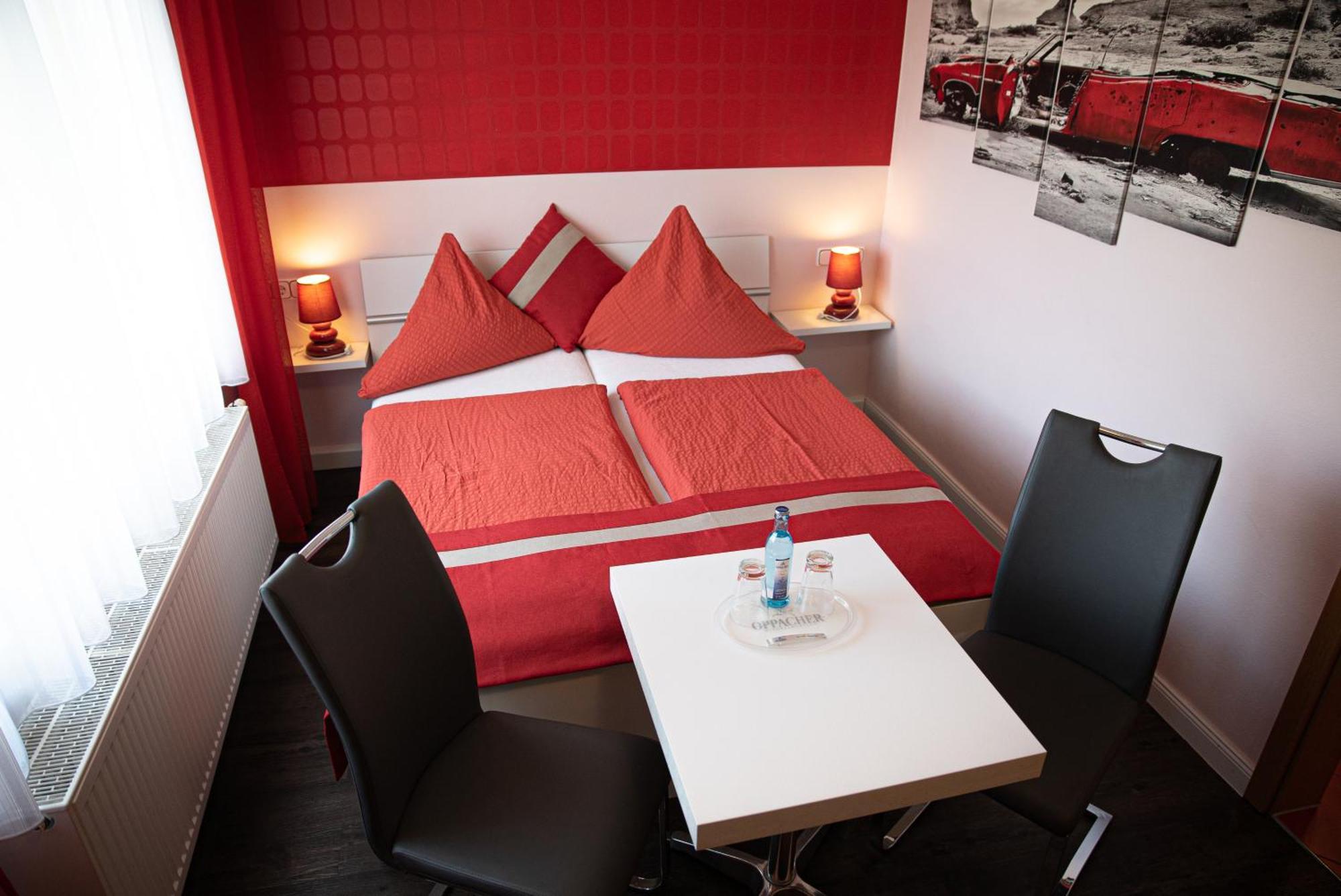 Pension Ruessel-Pub Sangerhausen Quarto foto