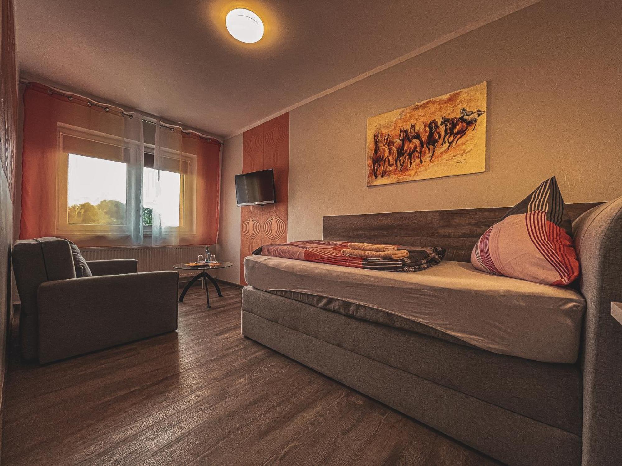 Pension Ruessel-Pub Sangerhausen Quarto foto